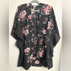FLORAL KIMONO